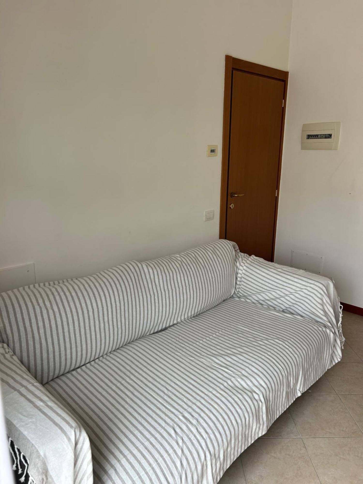 Residence Uno Studio&Suites Rimini Esterno foto