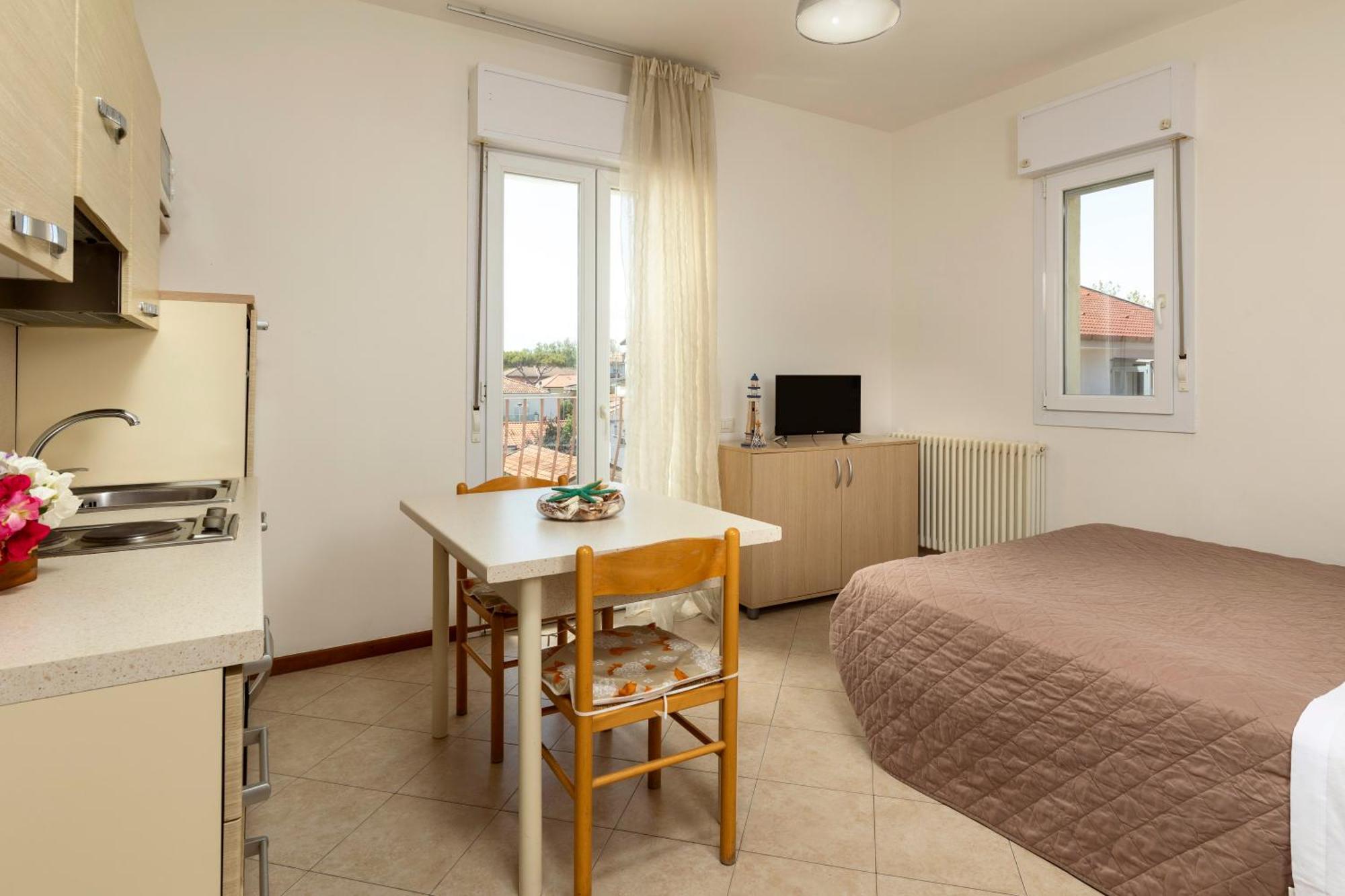 Residence Uno Studio&Suites Rimini Esterno foto