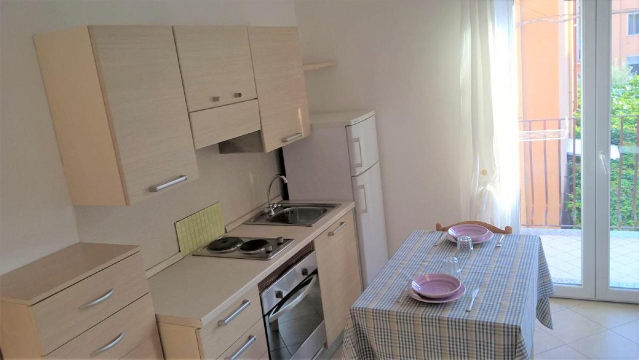 Residence Uno Studio&Suites Rimini Esterno foto